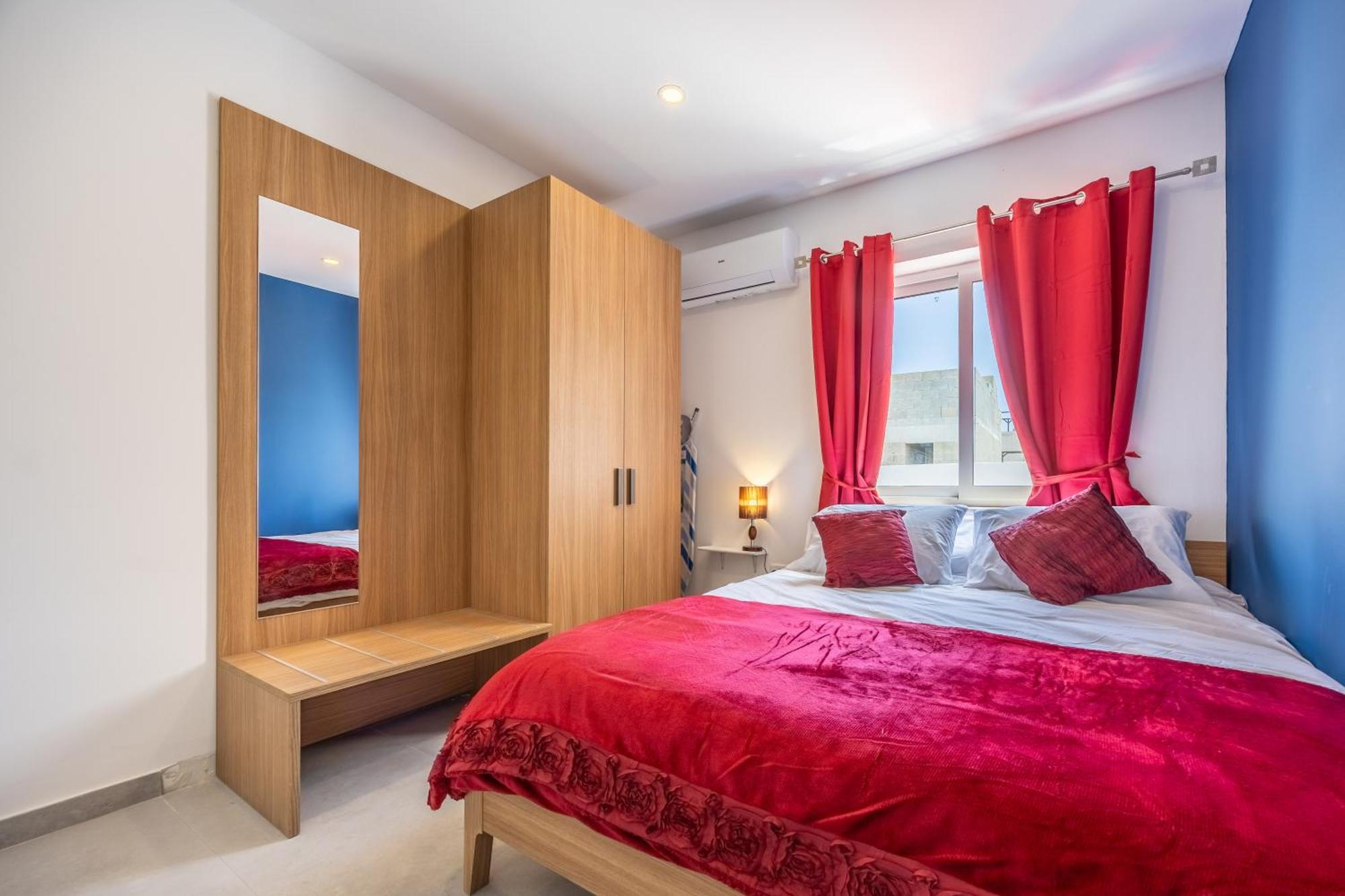 Sleek & Stylish 2Br Accommodation With Large Private Terrace - Close To Saint Julian'S & Tigne Shopping Mall Sliema Eksteriør billede